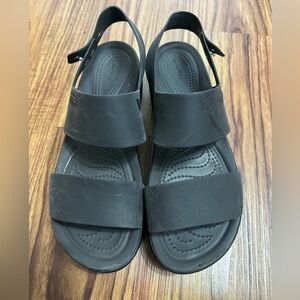 Crocs literide black platform sandals wedges size 9